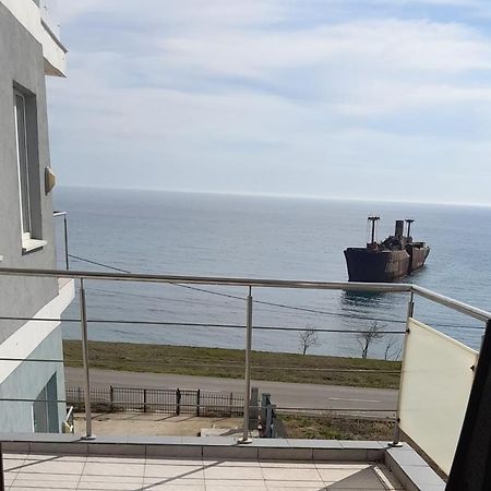 코스티네스티 Apartament Bety Sea Front 아파트 외부 사진